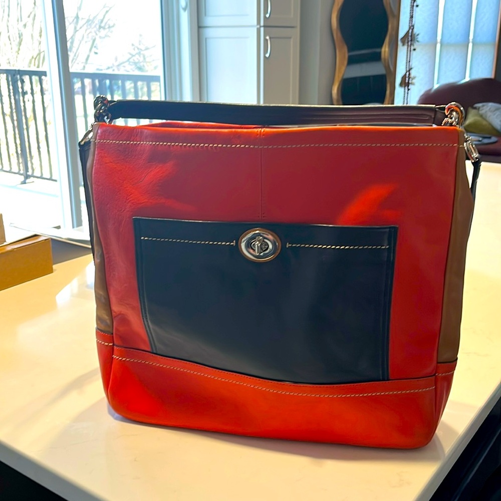 Coach Colorblock Crossbody Bucket Leather handbag Navy Orange Tan